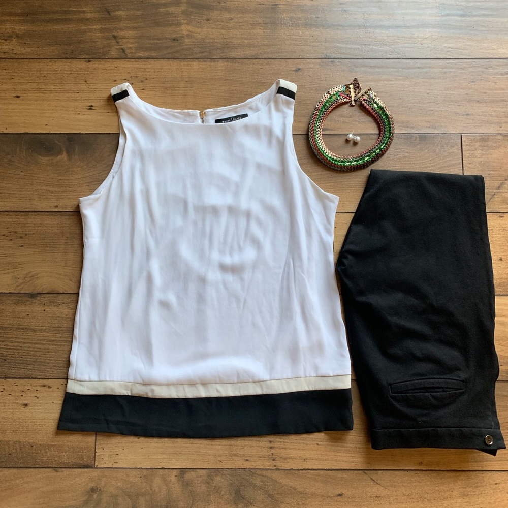 White House black market sleeveless blouse XS